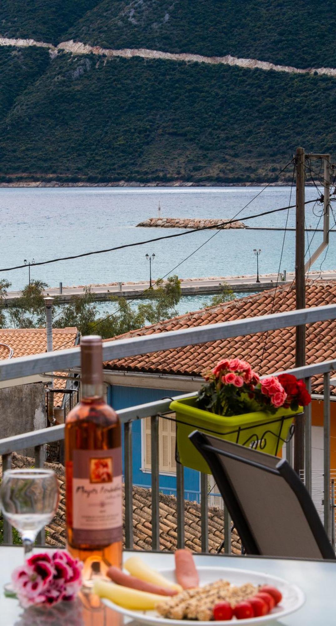 Mediterraneo Studios Vasilikí Exteriör bild