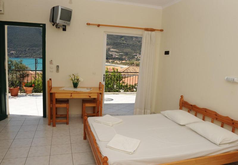 Mediterraneo Studios Vasilikí Exteriör bild